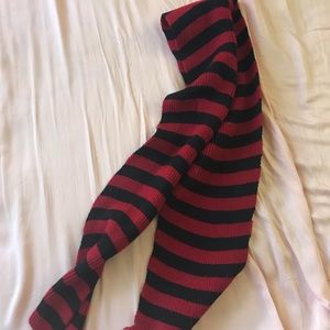 Red & Black Stripe Knit Scarf